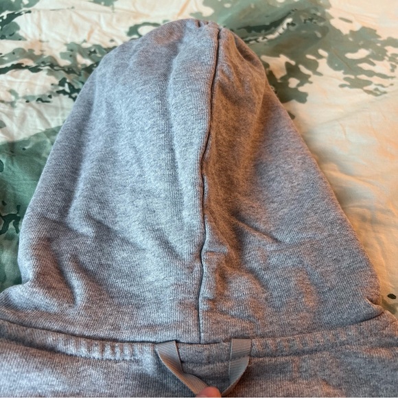 Adidas Adventure “Me and my Crew” Bird Flock Hoodie - Picture 11 of 15